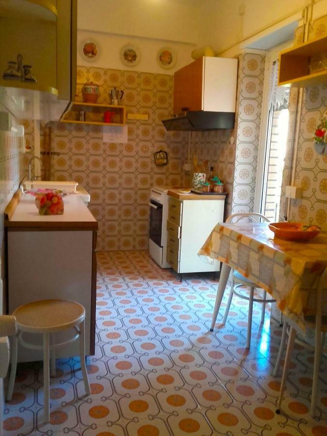 Roma Manuela'S Cozy Guest House Trastevere Exterior foto