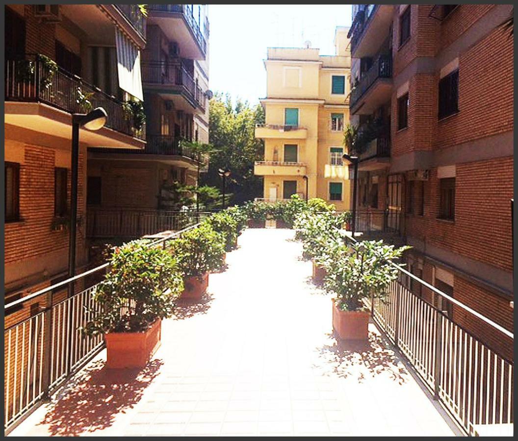 Roma Manuela'S Cozy Guest House Trastevere Exterior foto