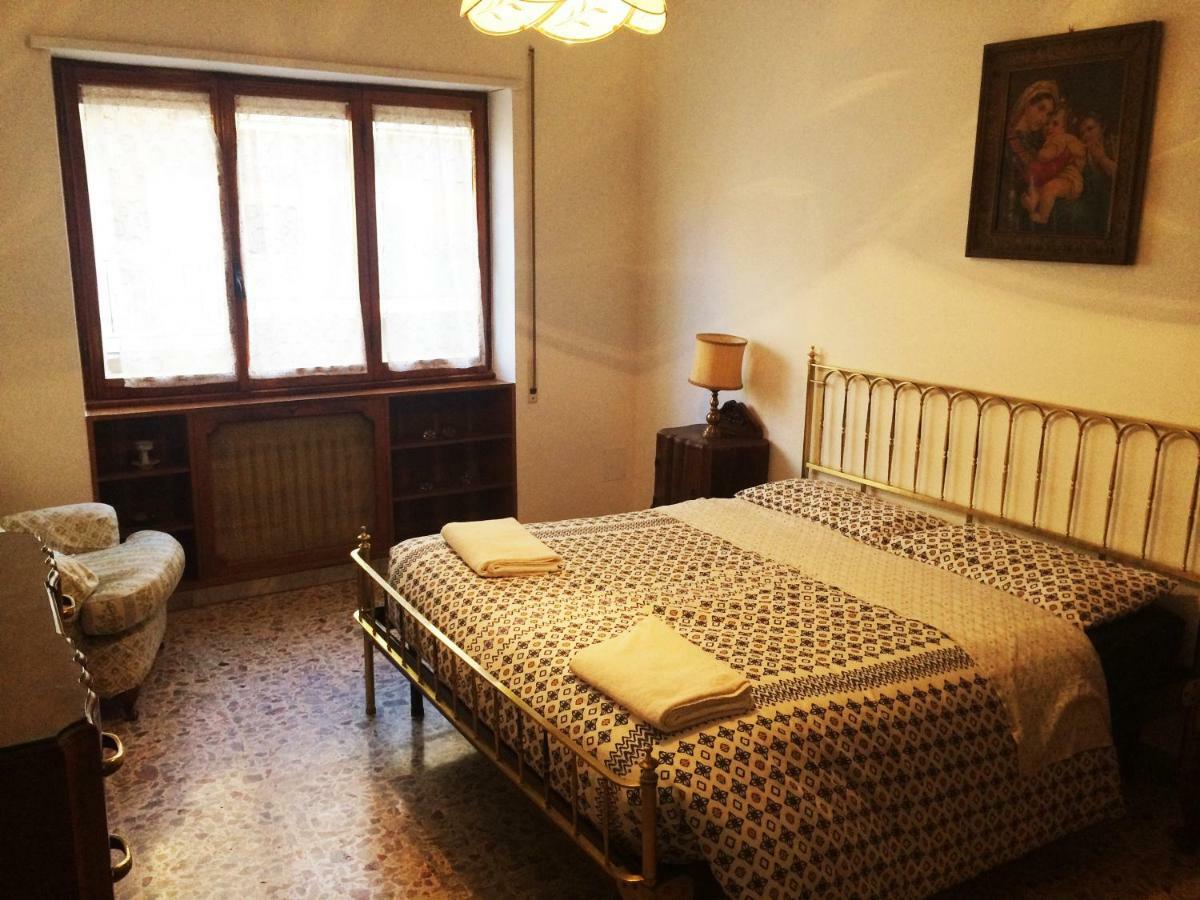 Roma Manuela'S Cozy Guest House Trastevere Exterior foto